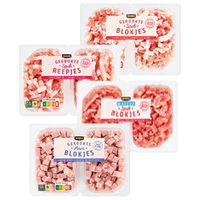 Spekreepjes, hamreepjes, spekblokjes of hamblokjes