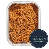 Uit de keuken van PLUS Fijn gebakken mie met kip